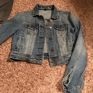 Cropped American eagle jean jacket